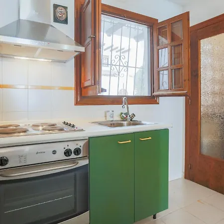 Beautiful In With Kitchen Apartment